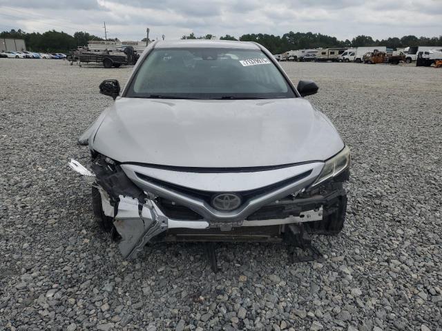 4T1B11HK9KU242634 - 2019 TOYOTA CAMRY L SILVER photo 5