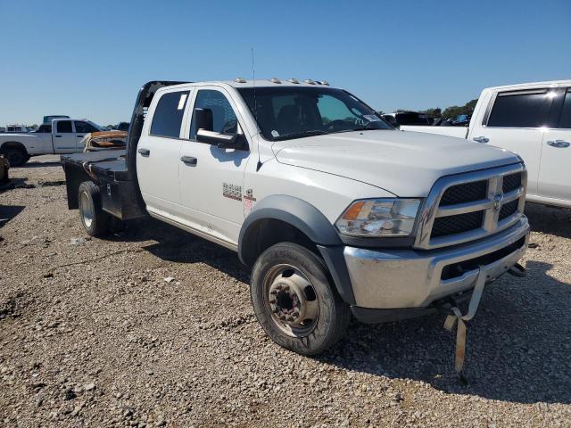 3C7WRNEL2HG768475 - 2017 RAM 5500 WHITE photo 4