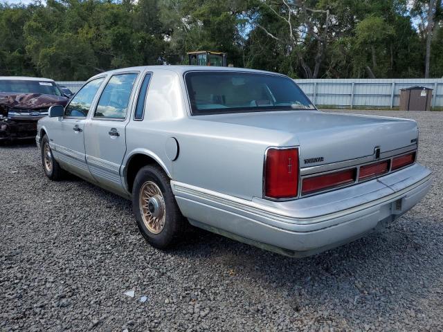 1LNLM81W2VY694200 - 1997 LINCOLN TOWN CAR EXECUTIVE SILVER photo 2