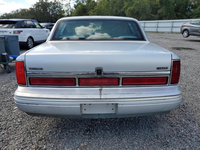 1LNLM81W2VY694200 - 1997 LINCOLN TOWN CAR EXECUTIVE SILVER photo 6