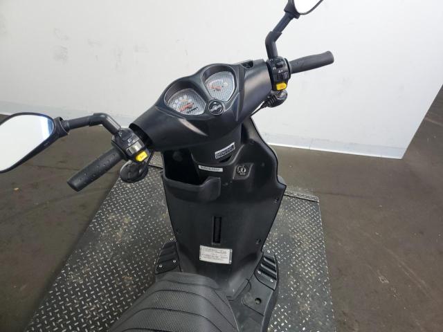 RFVPMP20XL1017935 - 2020 GENUINE SCOOTER CO. ROUGHHOUSE 50 BLACK photo 5