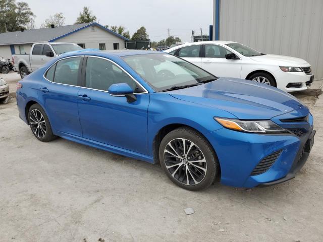 4T1B11HK0KU274954 - 2019 TOYOTA CAMRY L BLUE photo 4