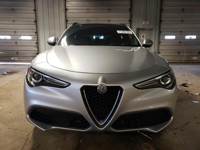 ZASFAKNN9J7B84152 - 2018 ALFA ROMEO STELVIO TI SPORT SILVER photo 5