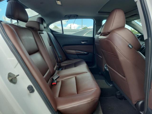 19UUB2F35GA000932 - 2016 ACURA TLX WHITE photo 10