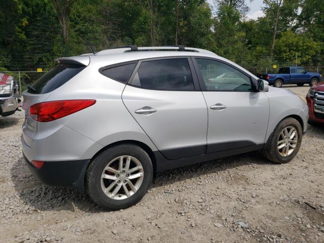 KM8JU3AC2CU468839 - 2012 HYUNDAI TUCSON GLS SILVER photo 3