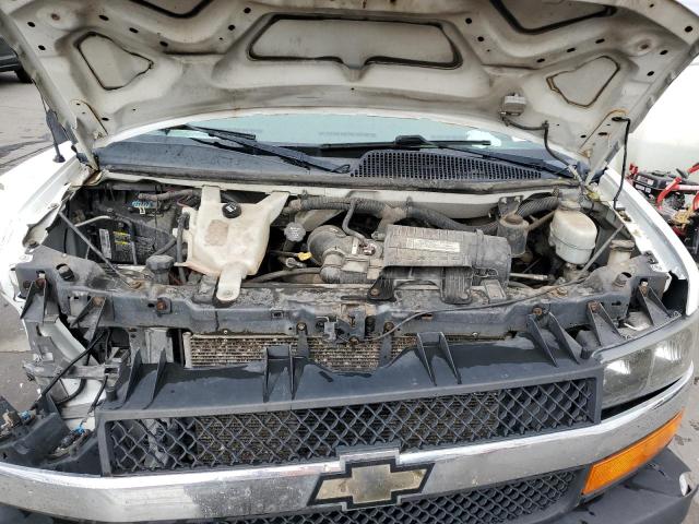 1GA2GYDG1A1136684 - 2010 CHEVROLET EXPRESS G3 LT WHITE photo 12