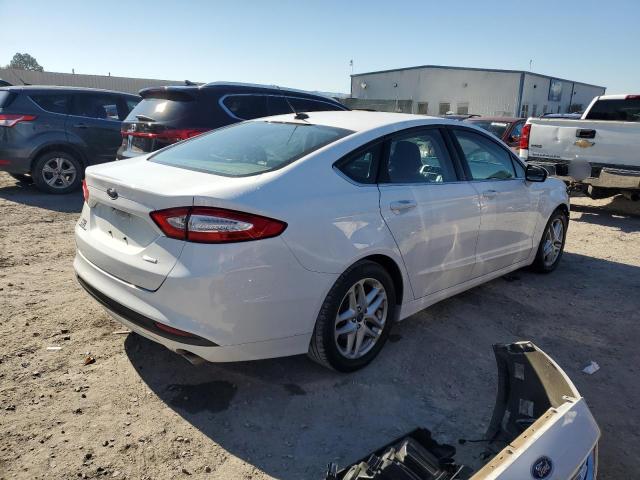 1FA6P0HD1G5125380 - 2016 FORD FUSION SE WHITE photo 3