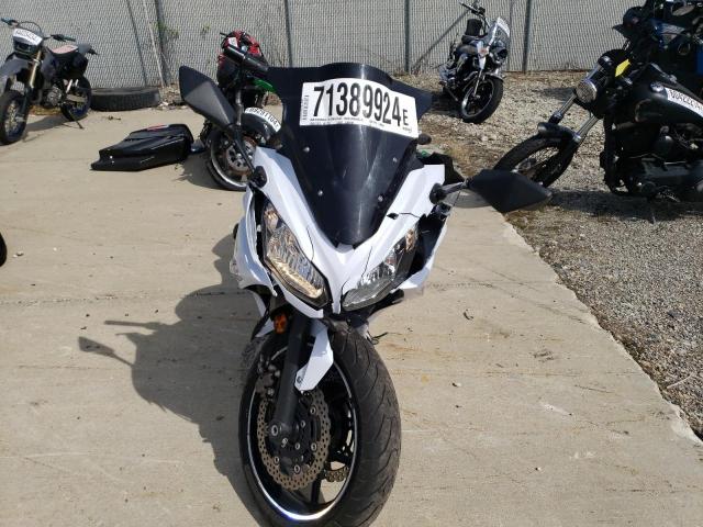 JKAEXEE11FDA19543 - 2015 KAWASAKI EX650-E E WHITE photo 2