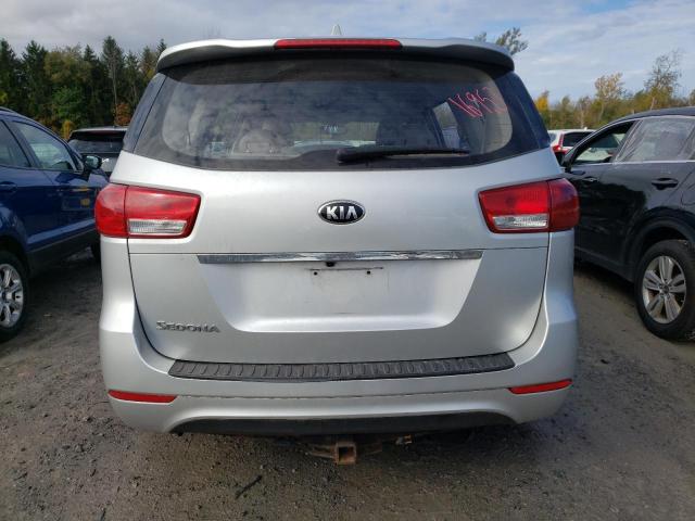 KNDMA5C17G6150100 - 2016 KIA SEDONA L SILVER photo 6