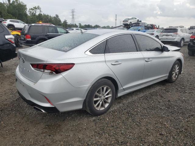 5NPE24AF9JH691978 - 2018 HYUNDAI SONATA SE SILVER photo 3