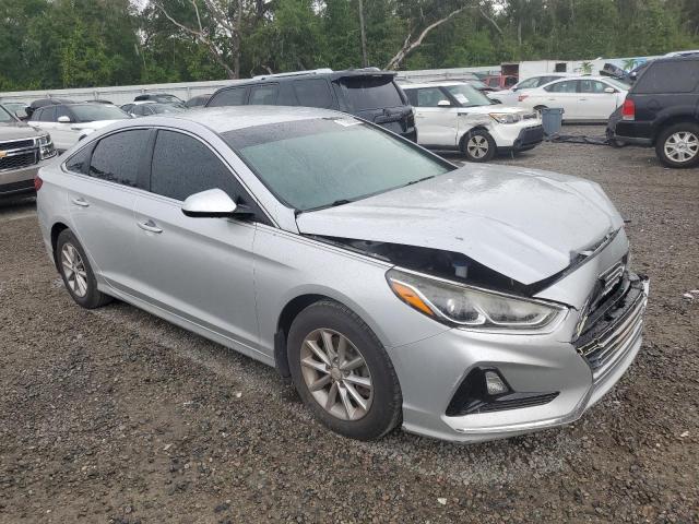 5NPE24AF9JH691978 - 2018 HYUNDAI SONATA SE SILVER photo 4