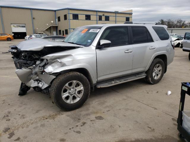 JTEBU5JR0L5749391 - 2020 TOYOTA 4RUNNER SR5/SR5 PREMIUM 银色 照片 1