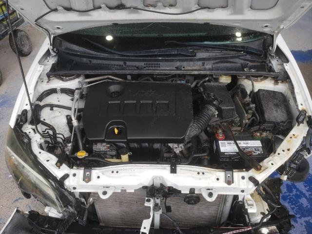 2T1BURHE5HC772464 - 2017 TOYOTA COROLLA L WHITE photo 11