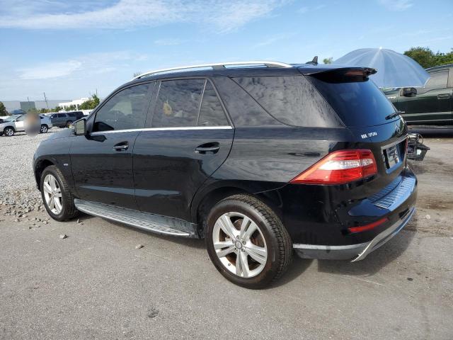 4JGDA5HB3CA023297 - 2012 MERCEDES-BENZ ML 350 4MATIC BLACK photo 2