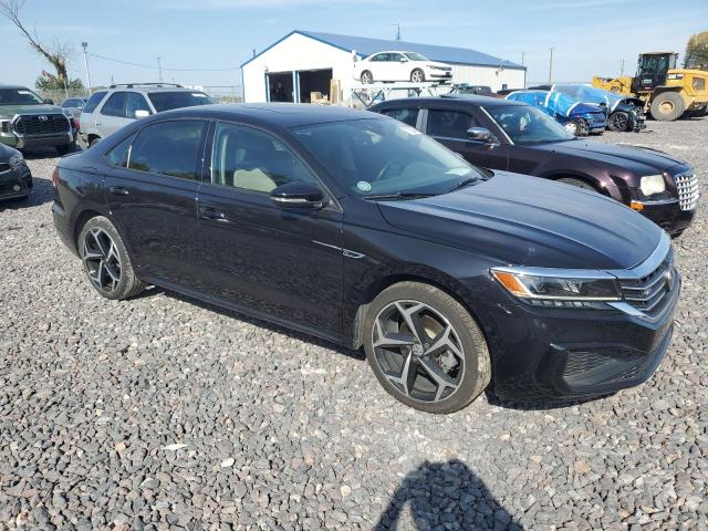 1VWMA7A33LC022588 - 2020 VOLKSWAGEN PASSAT R-LINE Սև լուսանկար 4