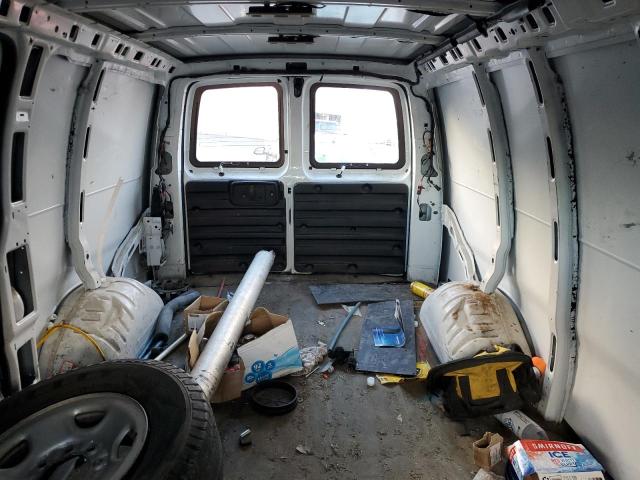 1GCWGAFG4K1370011 - 2019 CHEVROLET EXPRESS G2500 WHITE photo 10