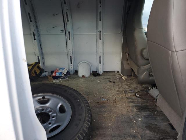 1GCWGAFG4K1370011 - 2019 CHEVROLET EXPRESS G2500 WHITE photo 11
