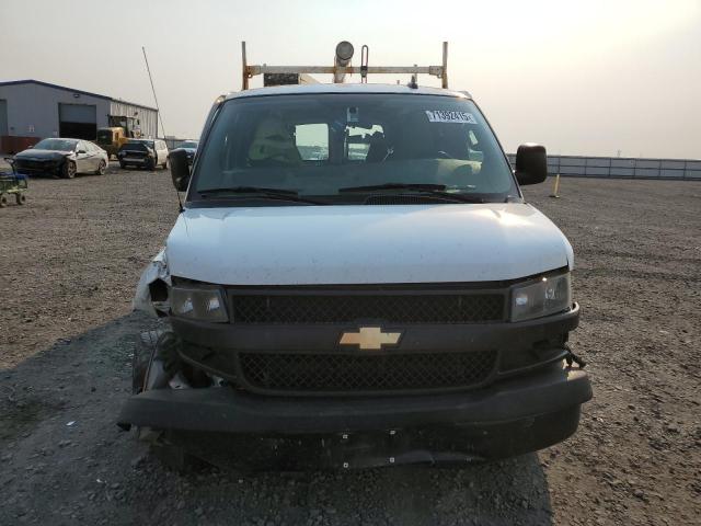 1GCWGAFG4K1370011 - 2019 CHEVROLET EXPRESS G2500 WHITE photo 5