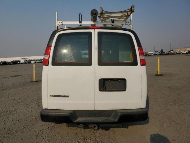 1GCWGAFG4K1370011 - 2019 CHEVROLET EXPRESS G2500 WHITE photo 6