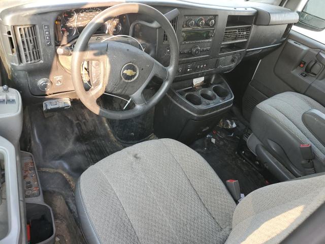 1GCWGAFG4K1370011 - 2019 CHEVROLET EXPRESS G2500 WHITE photo 8