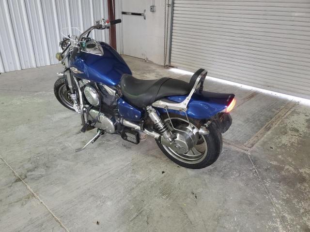 JKSVNBC124A000420 - 2004 SUZUKI VZ1600 K BLUE photo 3