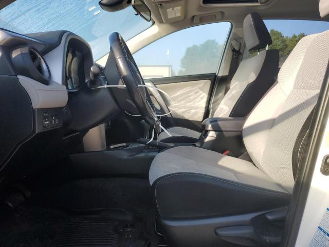 JTMRFREV6HD210749 - 2017 TOYOTA RAV4 XLE WHITE photo 7