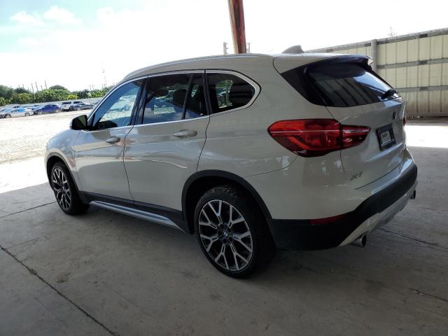 WBXJG7C02M5T31954 - 2021 BMW X1 SDRIVE28I WHITE photo 2