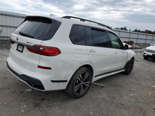 5UXCW2C09N9M42960 - 2022 BMW X7 XDRIVE40I WHITE photo 3