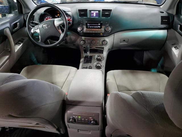 5TDBK3EH7CS121371 - 2012 TOYOTA HIGHLANDER BASE Blau Foto 8