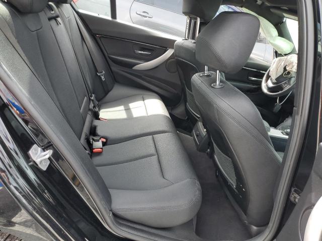 WBA8D9G54JNU71986 - 2018 BMW 330 XI BLACK photo 10