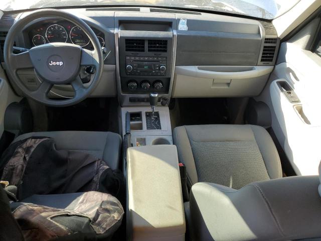 1J8GP28K08W153314 - 2008 JEEP LIBERTY SPORT SILVER photo 8