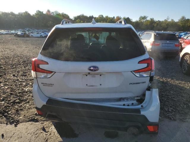 JF2SKAJC3LH471729 - 2020 SUBARU FORESTER PREMIUM WHITE photo 6