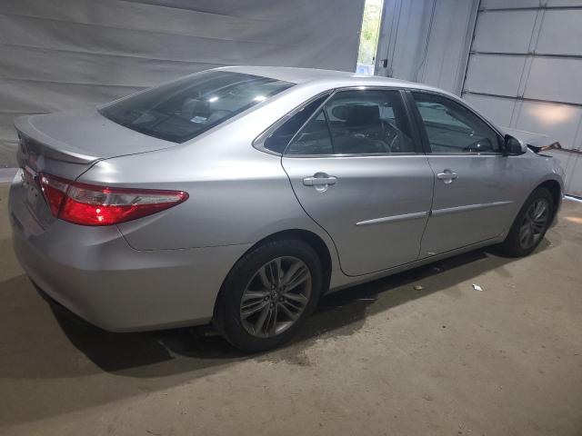 4T1BF1FK3HU758680 - 2017 TOYOTA CAMRY LE SILVER photo 3