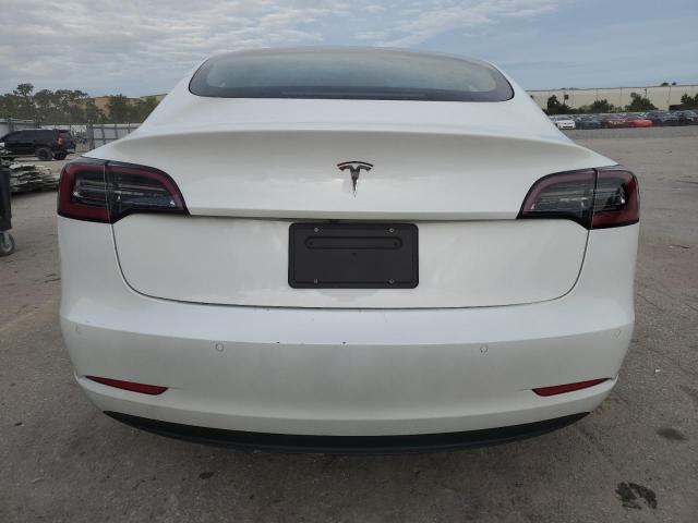 5YJ3E1EA2MF084867 - 2021 TESLA MODEL 3 Beyaz fotoğraf 6