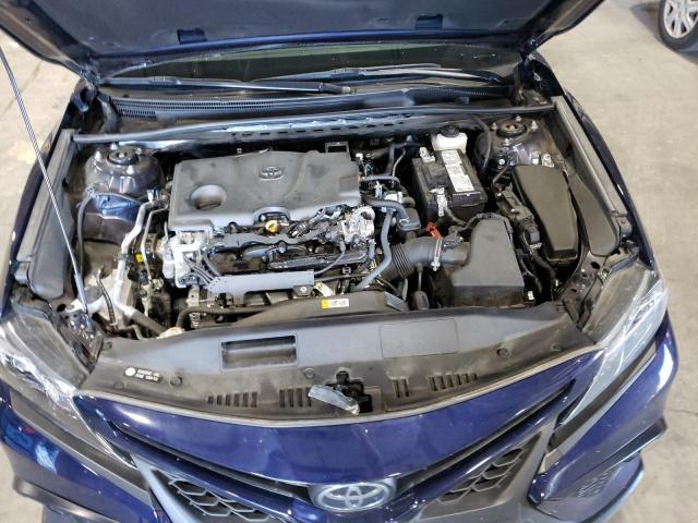 4T1G11BK3MU042172 - 2021 TOYOTA CAMRY SE BLUE photo 11