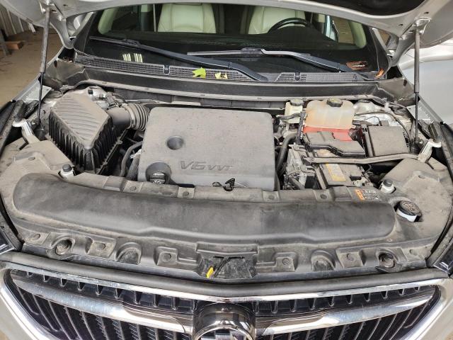 5GAEVAKW0LJ180708 - 2020 BUICK ENCLAVE ESSENCE Silber Foto 12