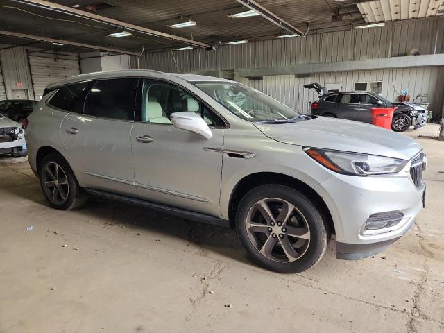 5GAEVAKW0LJ180708 - 2020 BUICK ENCLAVE ESSENCE Silber Foto 4