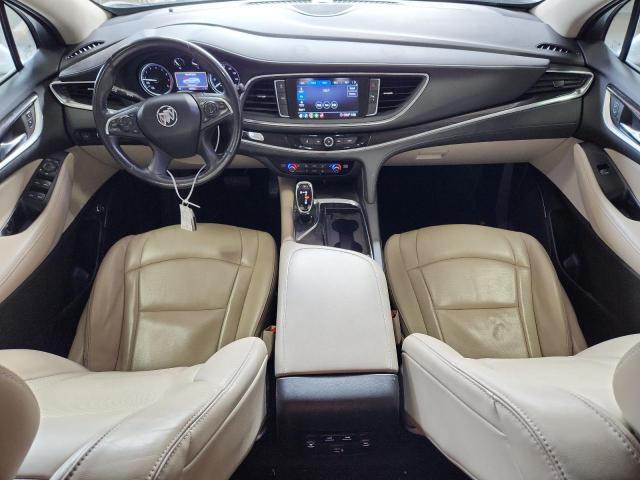 5GAEVAKW0LJ180708 - 2020 BUICK ENCLAVE ESSENCE Silber Foto 8