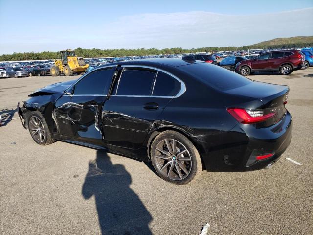 3MW5R7J02L8B35796 - 2020 BMW 330XI BLACK photo 2