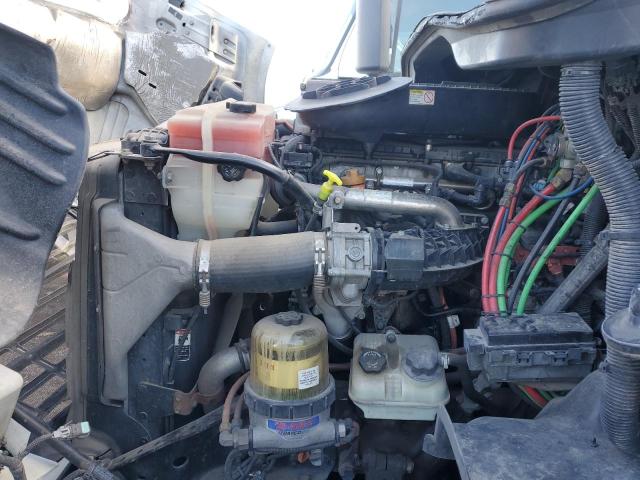 3AKBGADV2GSGU9372 - 2016 FREIGHTLINER CASCADIA 1 WHITE photo 7