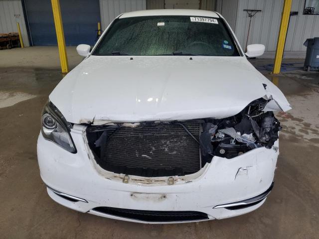 1C3CCBAB6CN170441 - 2012 CHRYSLER 200 LX WHITE photo 5