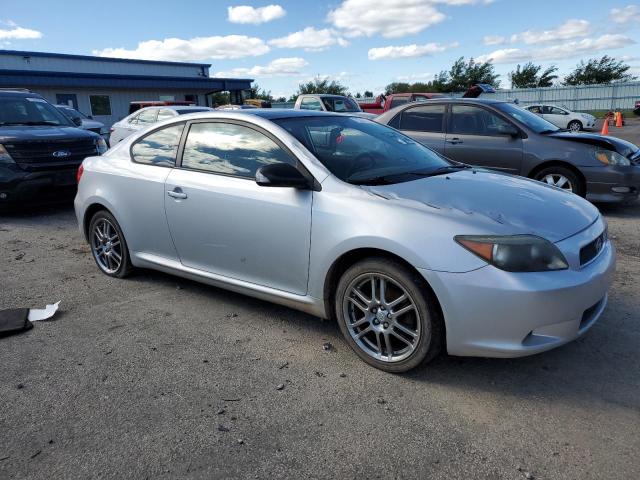 JTKDE177050015898 - 2005 TOYOTA SCION TC SILVER photo 4