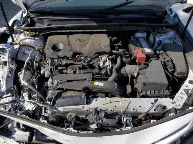 4T1B11HK9JU116272 - 2018 TOYOTA CAMRY L WHITE photo 11