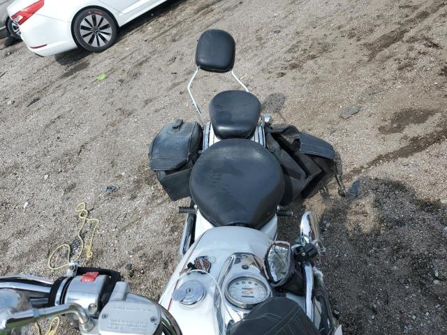 JYAVM01E26A090755 - 2006 YAMAHA XVS65 BASE WHITE photo 5