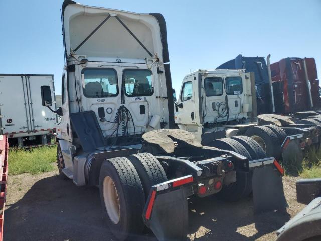 3AKBGADV9GSHB2351 - 2016 FREIGHTLINER CASCADIA 1 白色 照片 3