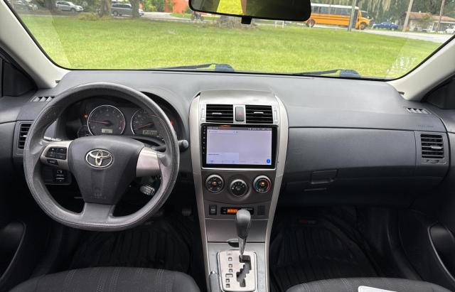 2T1BU4EE1BC703107 - 2011 TOYT COROLLA BASE SILVER photo 9