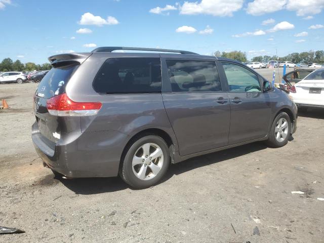 5TDKK3DC1CS219527 - 2012 TOYOTA SIENNA LE GRAY photo 3