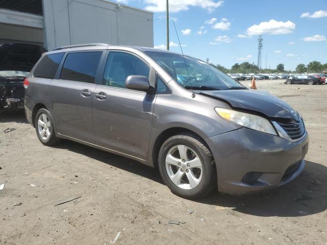 5TDKK3DC1CS219527 - 2012 TOYOTA SIENNA LE GRAY photo 4