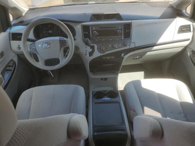 5TDKK3DC1CS219527 - 2012 TOYOTA SIENNA LE GRAY photo 8