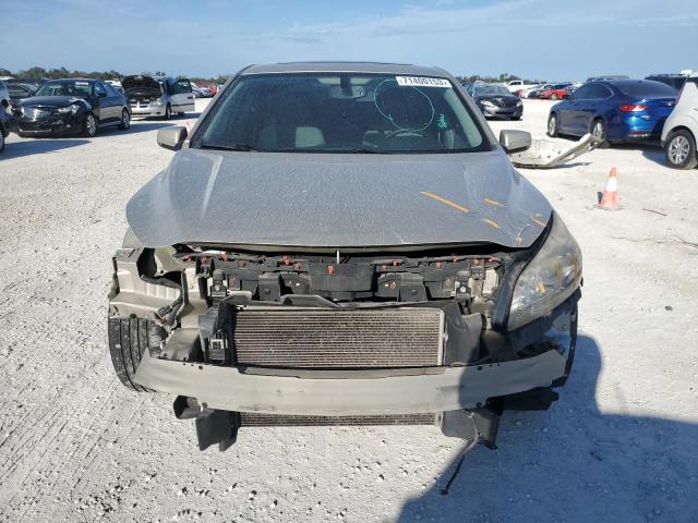 1G11C5SA7DF255996 - 2013 CHEVROLET MALIBU 1LT 银色 照片 5